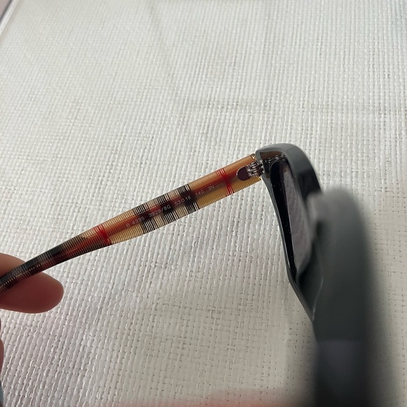 Burberry Sunglasses - Picture 7 of 9